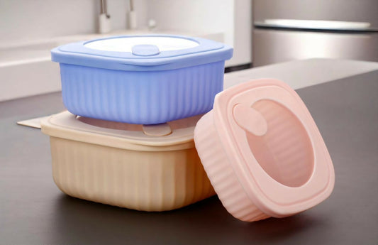 ESandook Plastic Storage Container Set of 3 with Lid Leak Proof Kitchen Food Storage Boxes for Snacks Fruits Dry Fruits Salad Pulses Spices Square Design