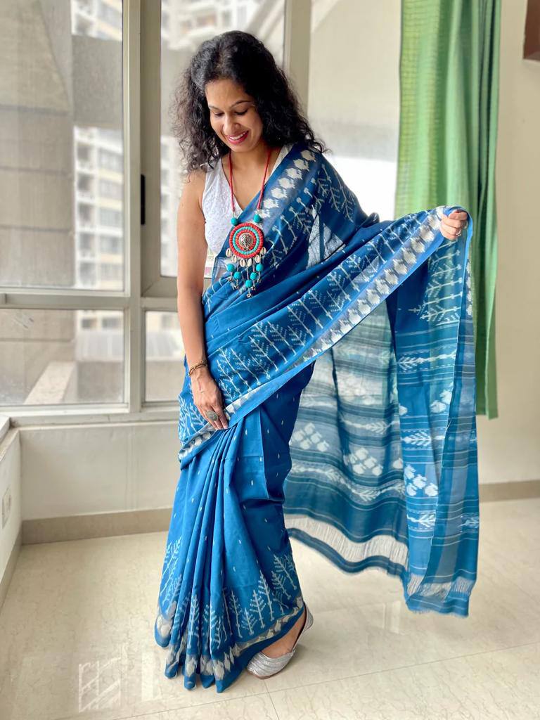 Elegant Plain Linen Saree with Digital Print