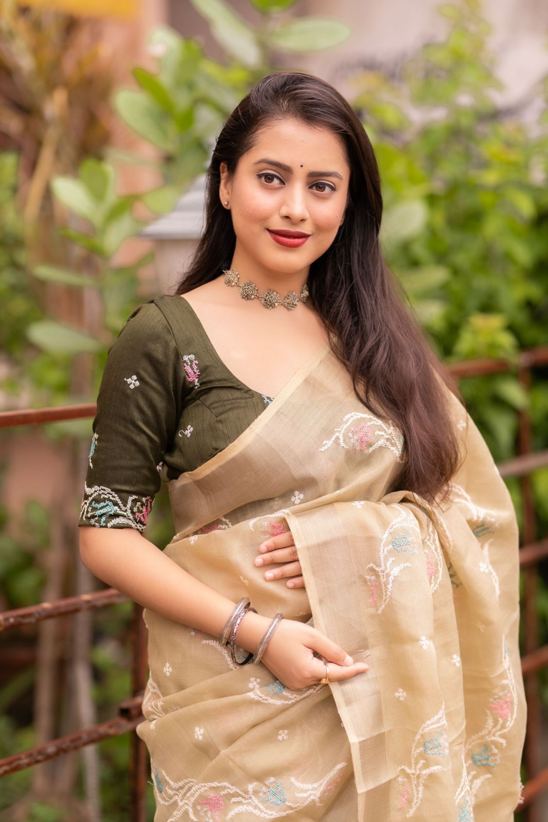 Pure Linen Saree with Silver Zari Border & Embroidered Phantom Silk Blouse