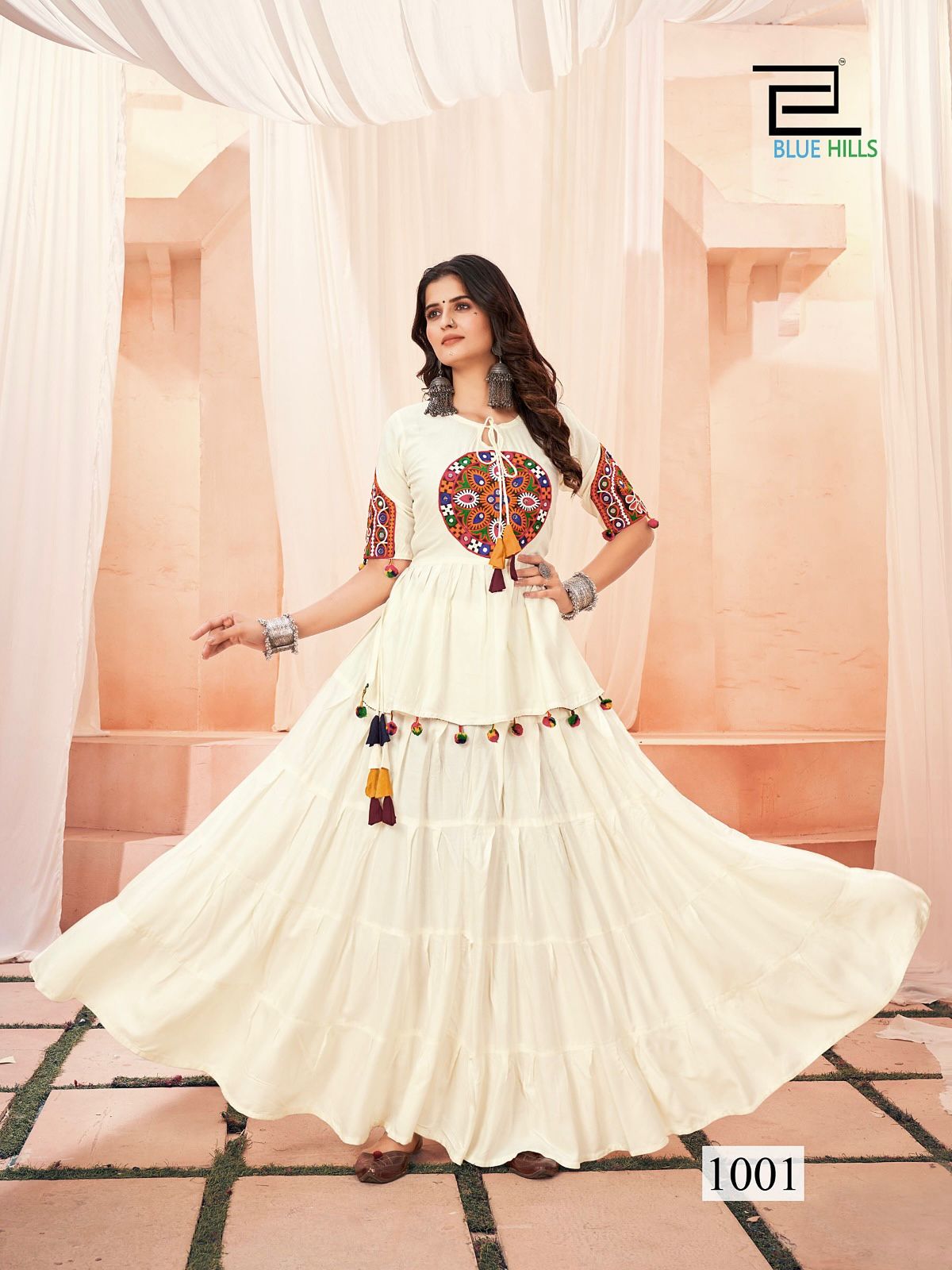 Elegant Ready-to-Wear 2-Piece Skirt and Top Set with Gamthi Work and Lace Border