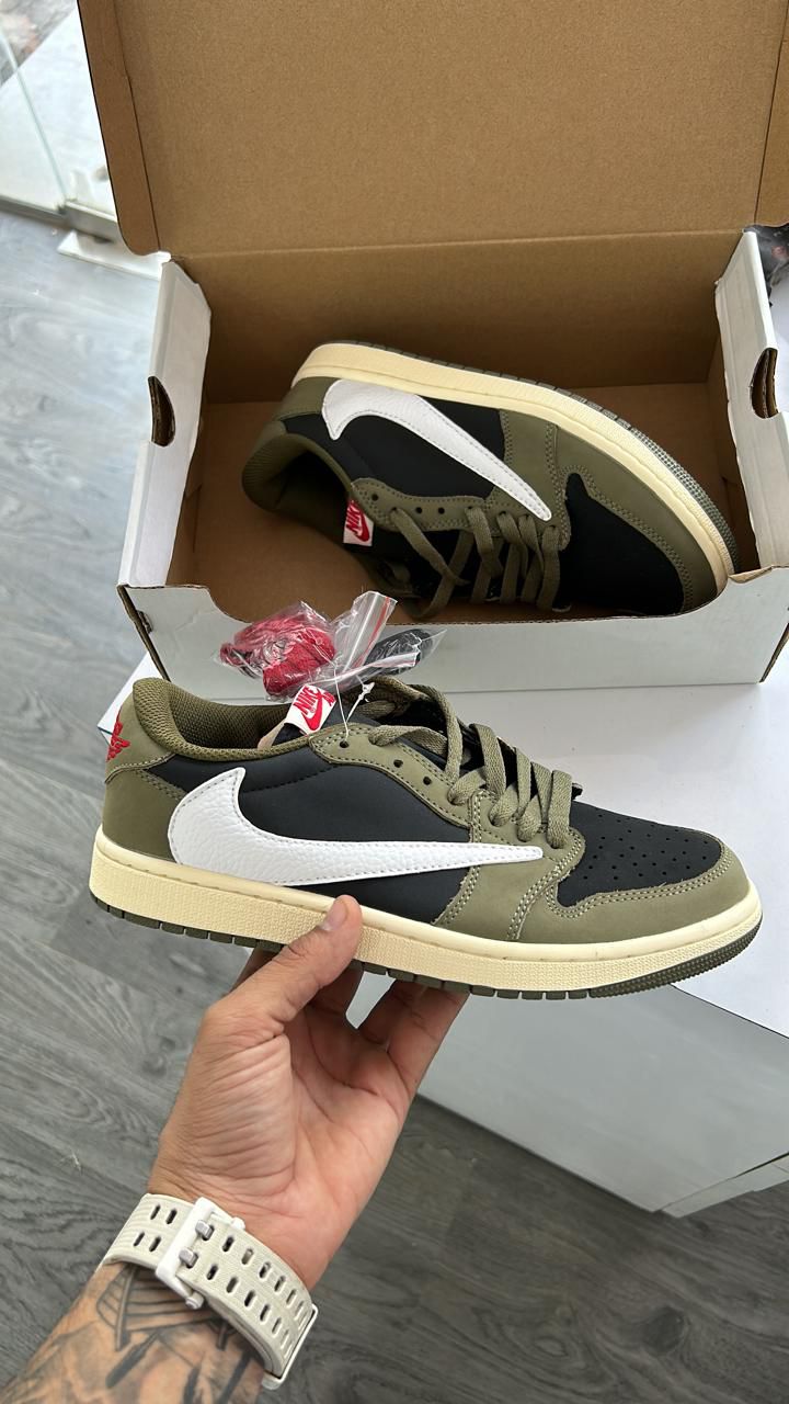 Travis Scott High-Quality Casual Sports and Party Wear Sneakers